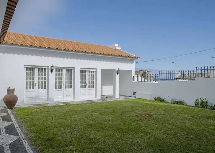 De La Croix Vila Franca do Campo