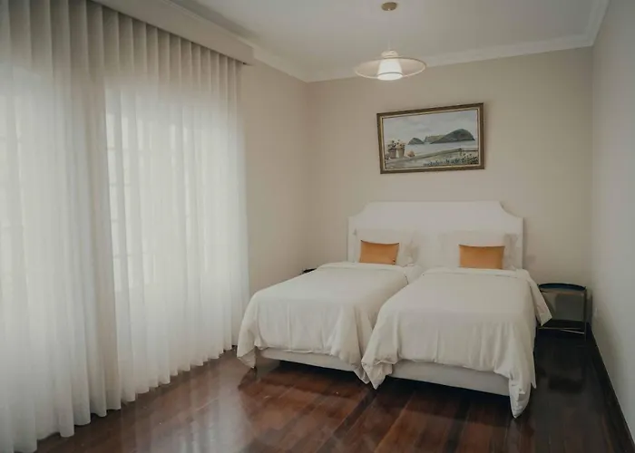 De La Croix Ferienhaus Vila Franca do Campo